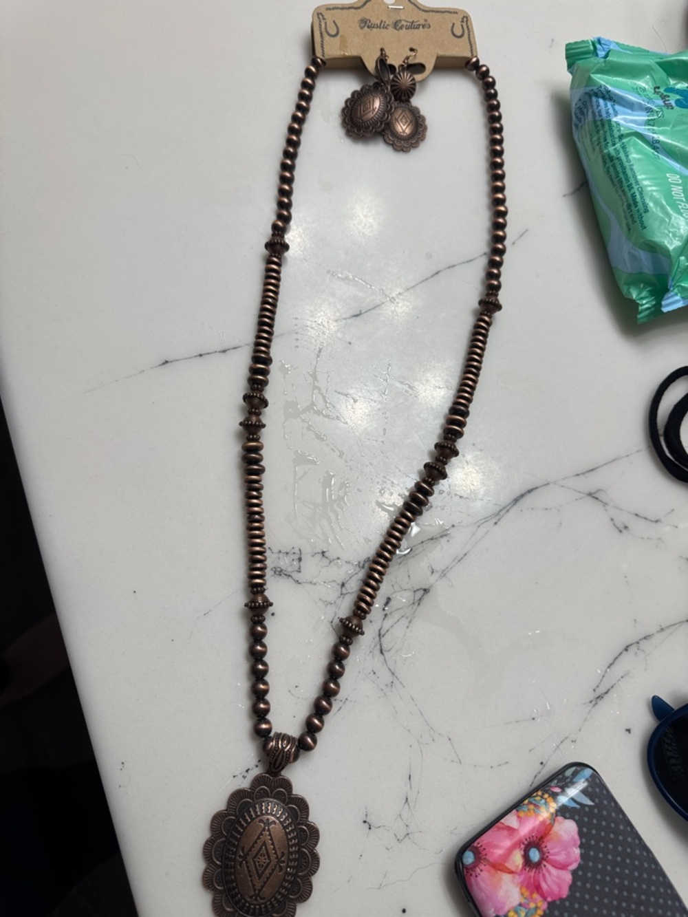 Brand new Rustic Copper-Tone Pendant Necklace and Earrings Set - Women Jewelry
